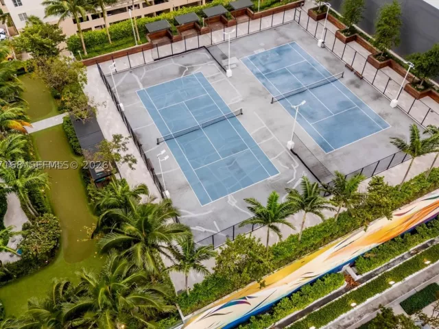 2-bedroom condo for sale in Miami - 480 NE 31st St 2405 - MondialRealty
