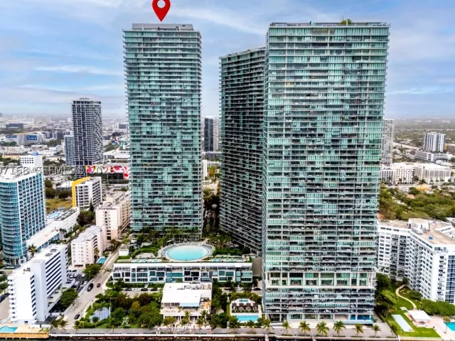 2-bedroom condo for sale in Miami - 480 NE 31st St 2405 - MondialRealty