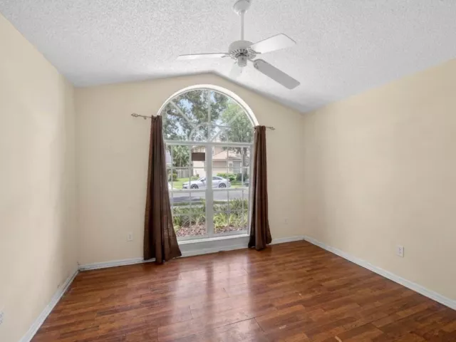 3-bedroom home for sale in Boca Raton - 10870 Old Bridgeport Lane - MondialRealty