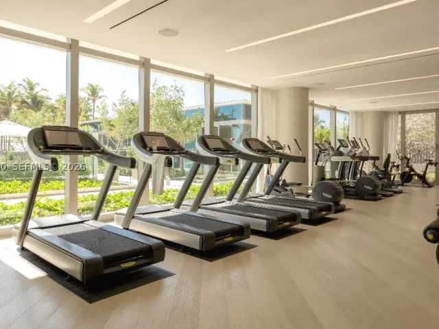 1-bedroom condo for sale in Bal Harbour - 10201 Collins Ave 404 - MondialRealty
