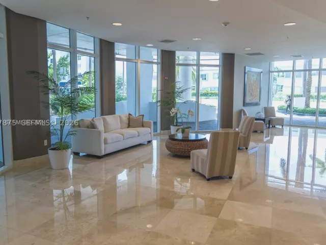 2-bedroom condo for rent in Miami Beach - 6515 Collins Ave 1609 - MondialRealty