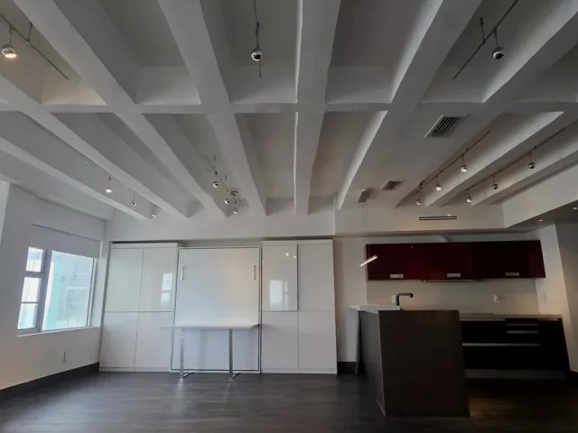 1-bedroom condo for rent in Miami Beach - 5255 Collins Ave 7G - MondialRealty