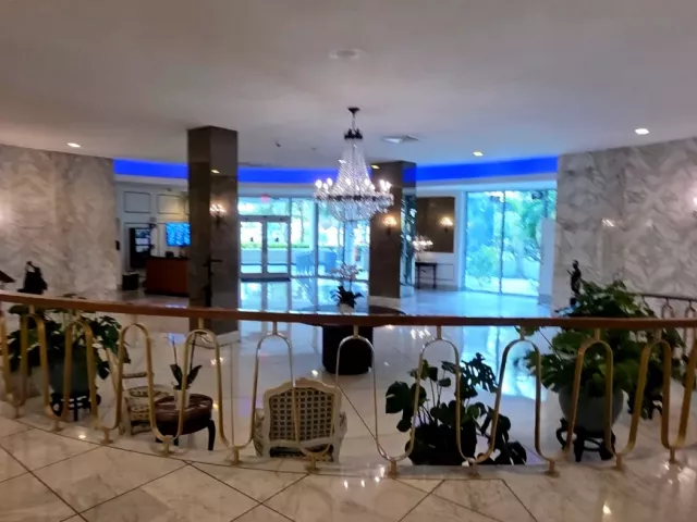 1-bedroom condo for rent in Miami Beach - 5255 Collins Ave 7G - MondialRealty