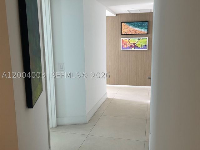2-bedroom condo for sale in Hollywood - 4111 S Ocean Dr 3411 - MondialRealty