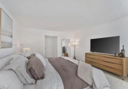 Apartment #902 at Roney Palace