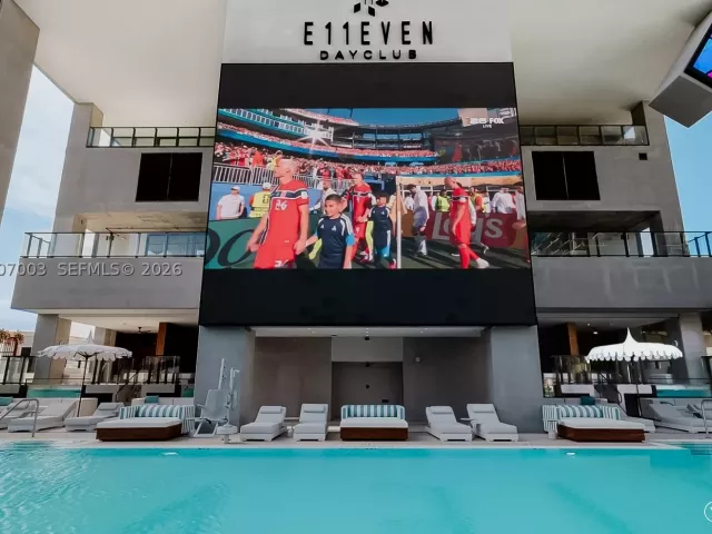 condo for sale in Miami - 20 NE 11th St 4202 - MondialRealty