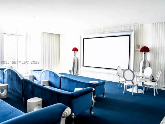 1-bedroom condo for sale in Miami - 495 Brickell Ave 3509 - MondialRealty