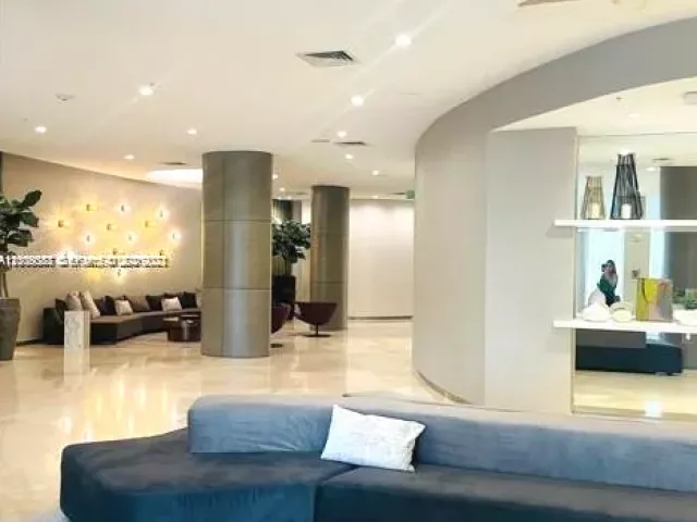 1-bedroom condo for rent in Bal Harbour - 10275 Collins Ave 327 - MondialRealty