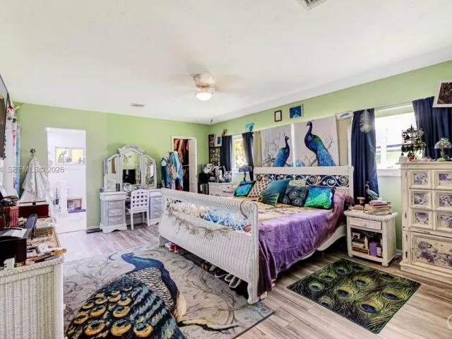 4-bedroom home for sale in Homestead - 17421 SW 300th St - MondialRealty