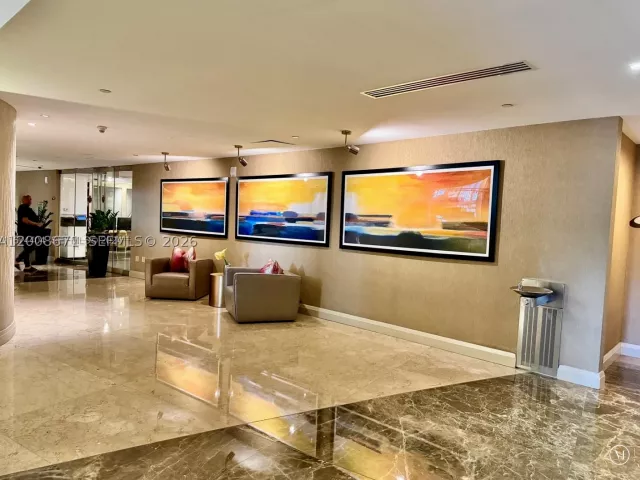 3-bedroom condo for rent in Sunny Isles Beach - 18101 Collins Ave 4302 - MondialRealty