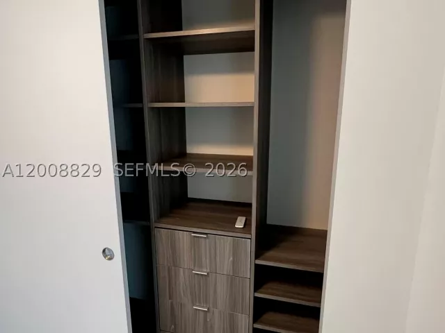 2-bedroom condo for rent in Miami Beach -  - MondialRealty