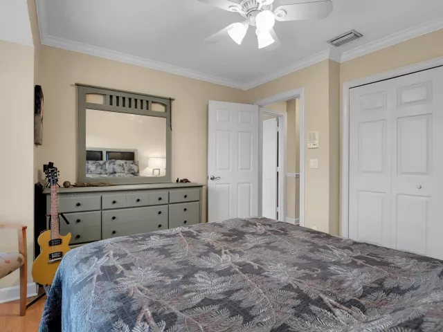 3-bedroom home for sale in Boca Raton - 22860 Ironwedge Drive - MondialRealty