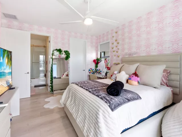 5-bedroom home for sale in Boca Raton - 8568 Crystal Downs Avenue - MondialRealty