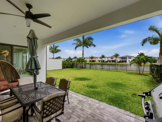 5-bedroom home for sale in Boca Raton - 8568 Crystal Downs Avenue - MondialRealty