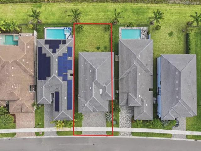 5-bedroom home for sale in Boca Raton - 8568 Crystal Downs Avenue - MondialRealty