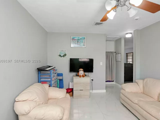 3-bedroom home for sale in Homestead - 1762 NW 8th Ave - MondialRealty