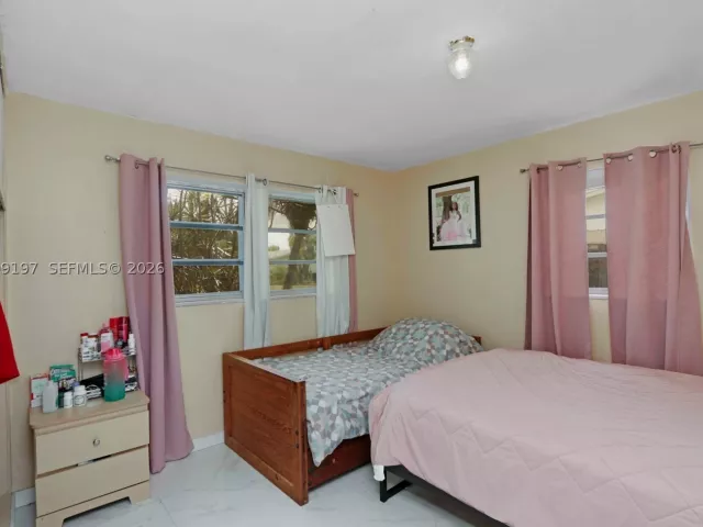 3-bedroom home for sale in Homestead - 1762 NW 8th Ave - MondialRealty
