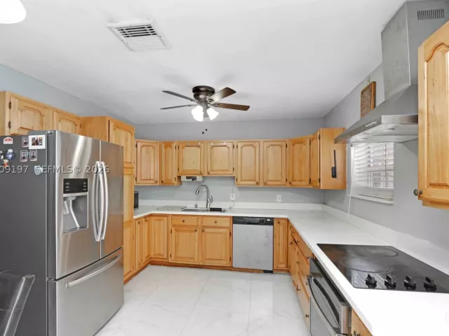 3-bedroom home for sale in Homestead - 1762 NW 8th Ave - MondialRealty