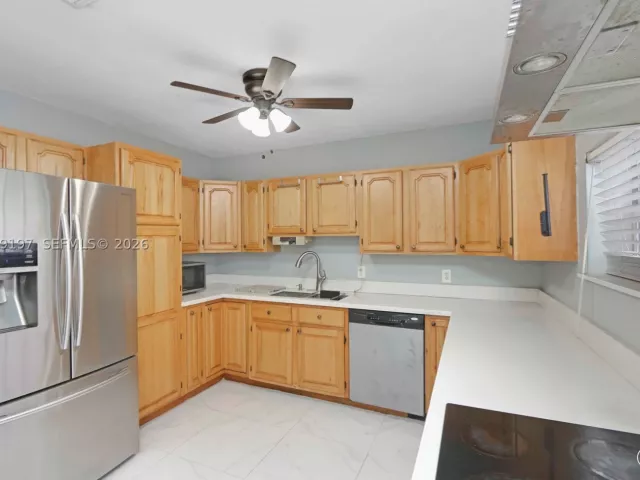 3-bedroom home for sale in Homestead - 1762 NW 8th Ave - MondialRealty