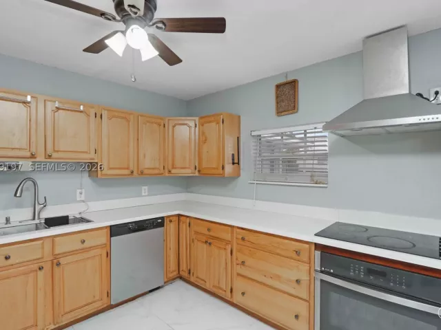 3-bedroom home for sale in Homestead - 1762 NW 8th Ave - MondialRealty