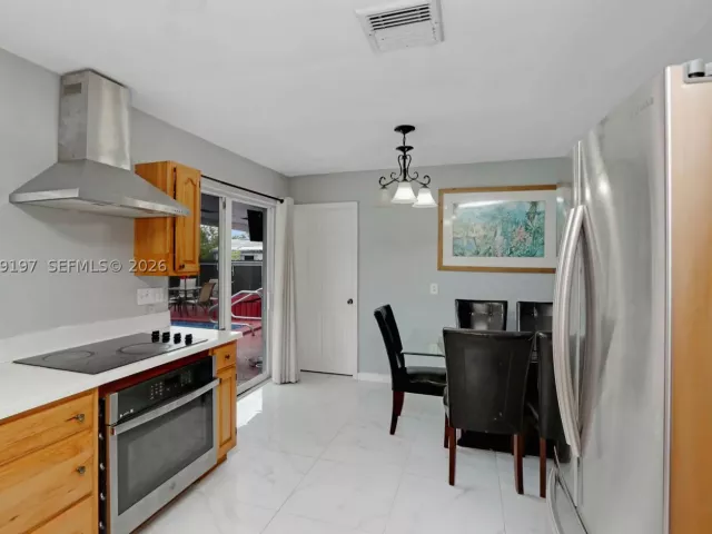 3-bedroom home for sale in Homestead - 1762 NW 8th Ave - MondialRealty