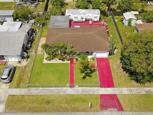 3-bedroom home for sale in Homestead - 1762 NW 8th Ave - MondialRealty