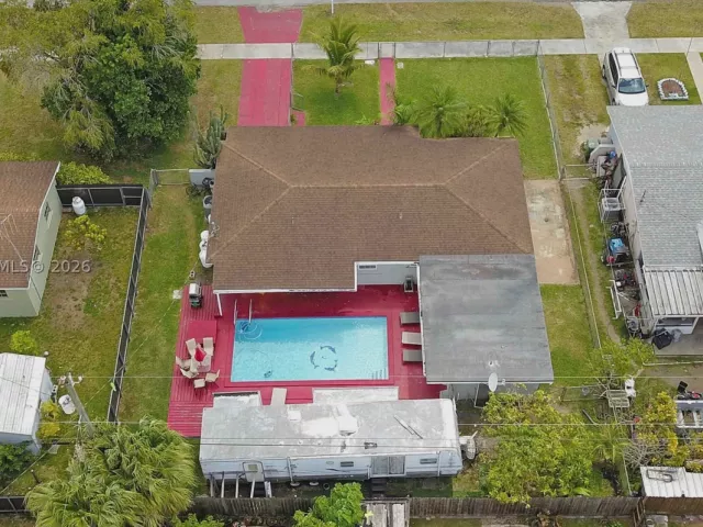 3-bedroom home for sale in Homestead - 1762 NW 8th Ave - MondialRealty