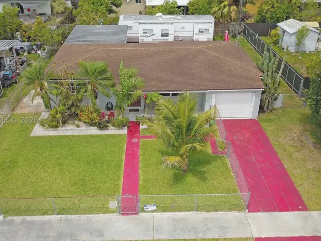 3-bedroom home for sale in Homestead - 1762 NW 8th Ave - MondialRealty