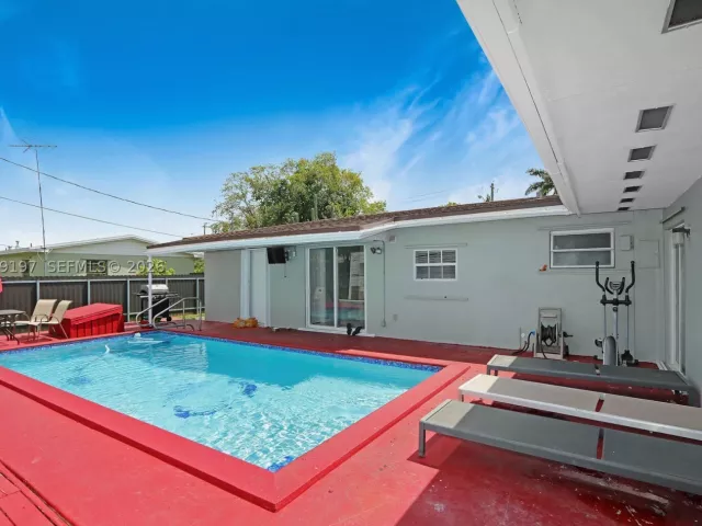 3-bedroom home for sale in Homestead - 1762 NW 8th Ave - MondialRealty