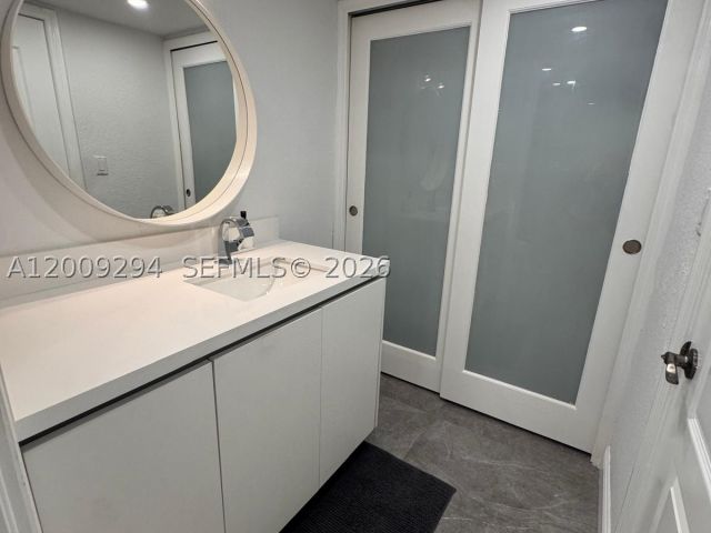 condo for sale in Miami Beach - 2301 Collins Ave 427 - MondialRealty