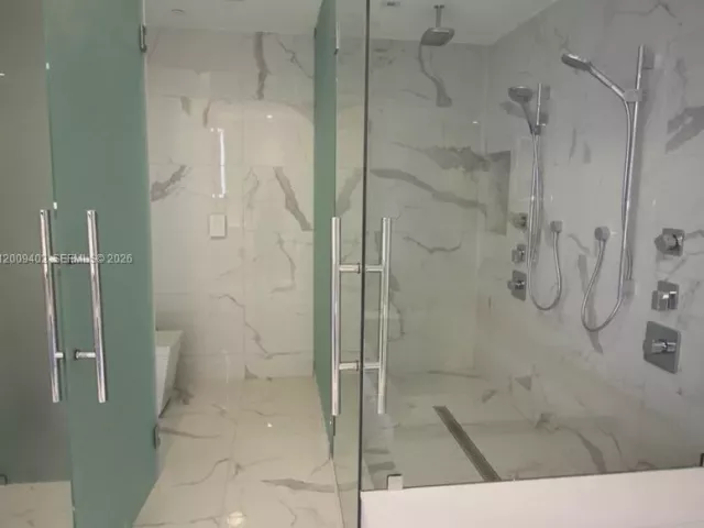 3-bedroom condo for rent in Aventura - 5000 Island Estates Dr 606 - MondialRealty