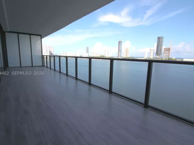 3-bedroom condo for rent in Aventura - 5000 Island Estates Dr 606 - MondialRealty