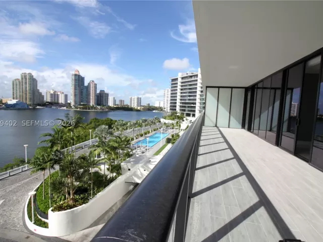 3-bedroom condo for rent in Aventura - 5000 Island Estates Dr 606 - MondialRealty