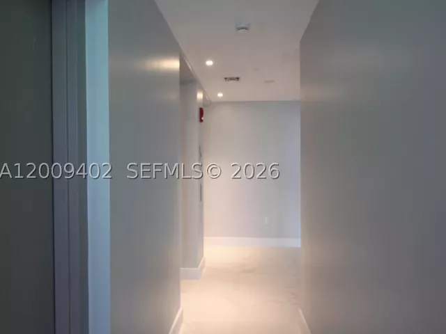 3-bedroom condo for rent in Aventura - 5000 Island Estates Dr 606 - MondialRealty