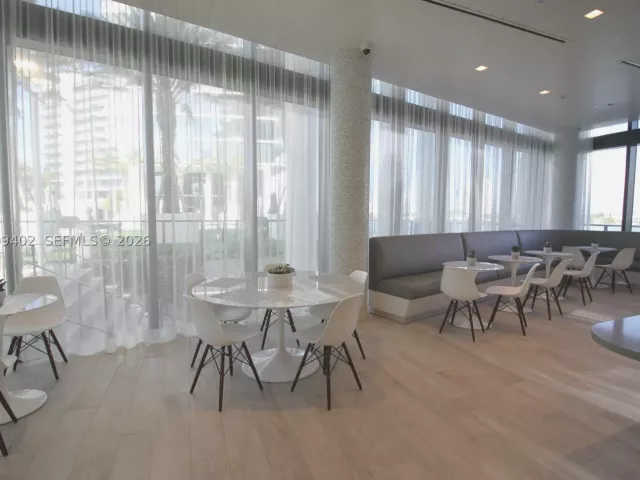 3-bedroom condo for rent in Aventura - 5000 Island Estates Dr 606 - MondialRealty