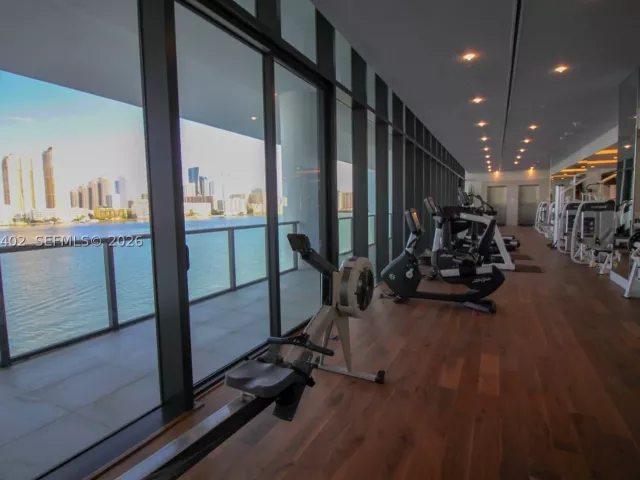 3-bedroom condo for rent in Aventura - 5000 Island Estates Dr 606 - MondialRealty