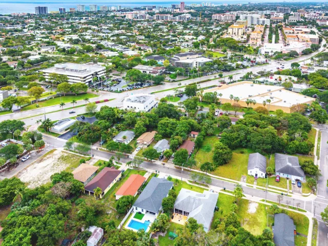 3-bedroom home for sale in Boca Raton - 156 Pearl Street - MondialRealty