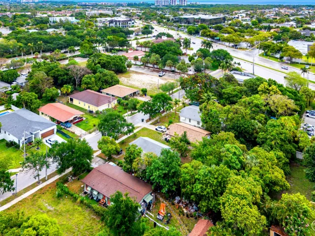 3-bedroom home for sale in Boca Raton - 156 Pearl Street - MondialRealty