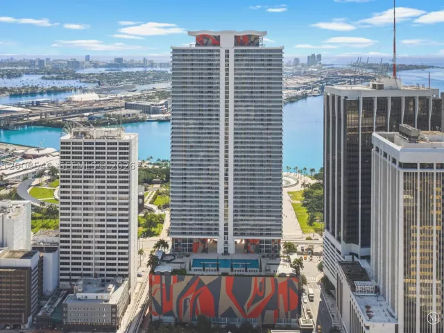 2-bedroom condo for sale in Miami - 50 Biscayne Blvd 3308 - MondialRealty