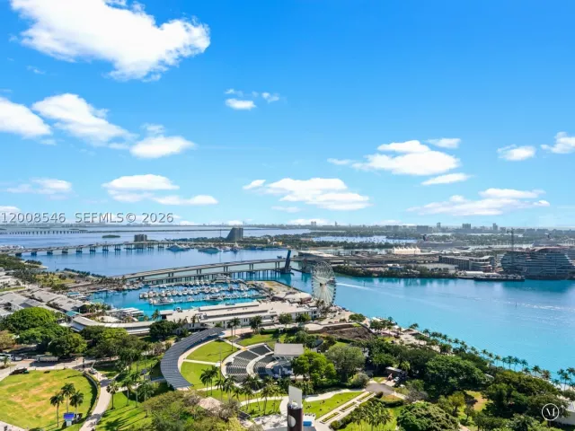 2-bedroom condo for sale in Miami - 50 Biscayne Blvd 3308 - MondialRealty