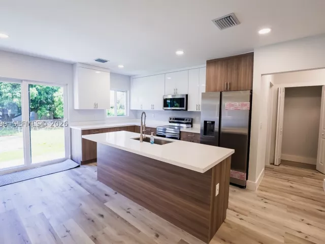 3-bedroom home for rent in Miami - 1221 NW 75th St 0 - MondialRealty