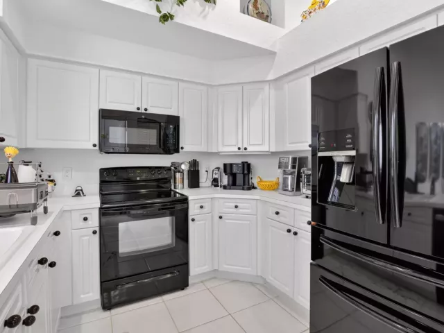 3-bedroom home for sale in Boca Raton - 2408 NW 67th Street - MondialRealty