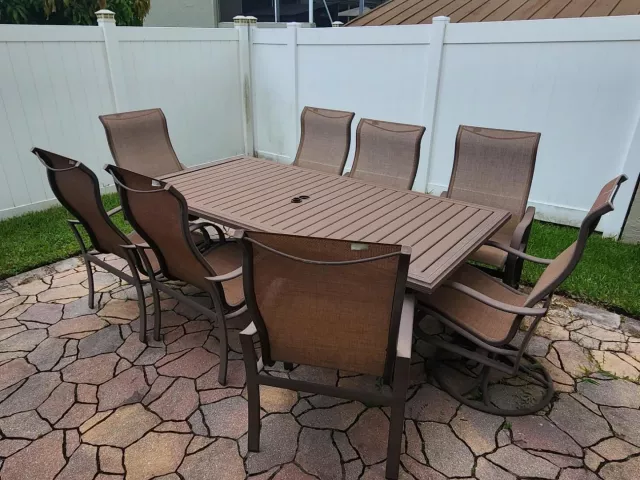 5-bedroom home for sale in Pembroke Pines - 15729 NW Tenth Street NW - MondialRealty