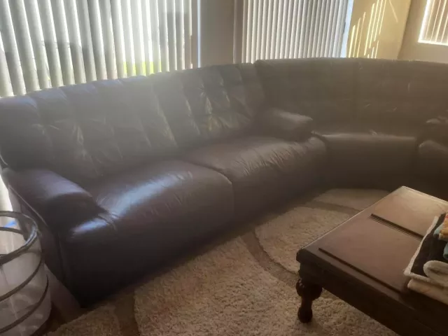5-bedroom home for sale in Pembroke Pines - 15729 NW Tenth Street NW - MondialRealty