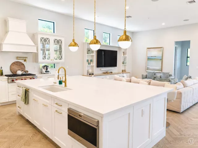 5-bedroom home for rent in Boca Raton - 7080 NW 26th Way - MondialRealty