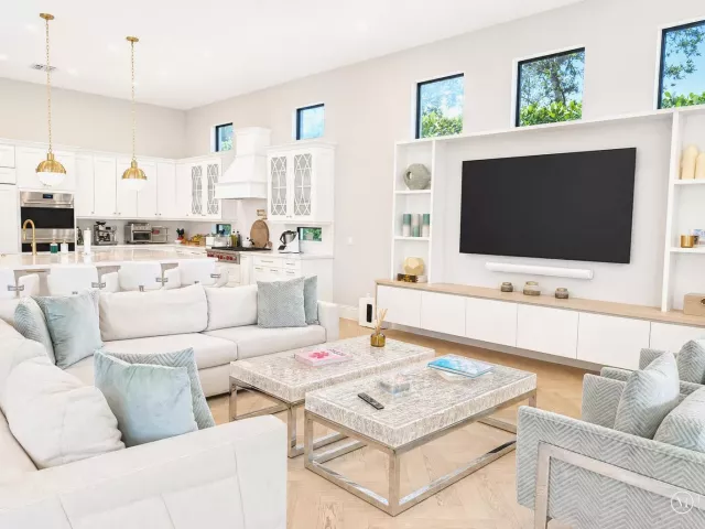 5-bedroom home for rent in Boca Raton - 7080 NW 26th Way - MondialRealty