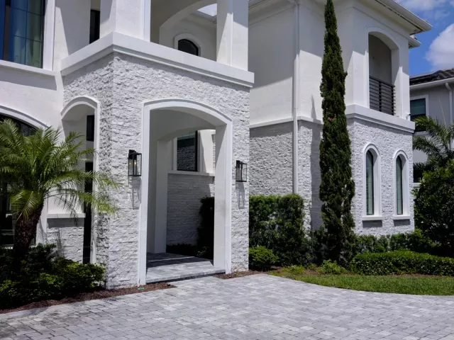 5-bedroom home for rent in Boca Raton - 7080 NW 26th Way - MondialRealty