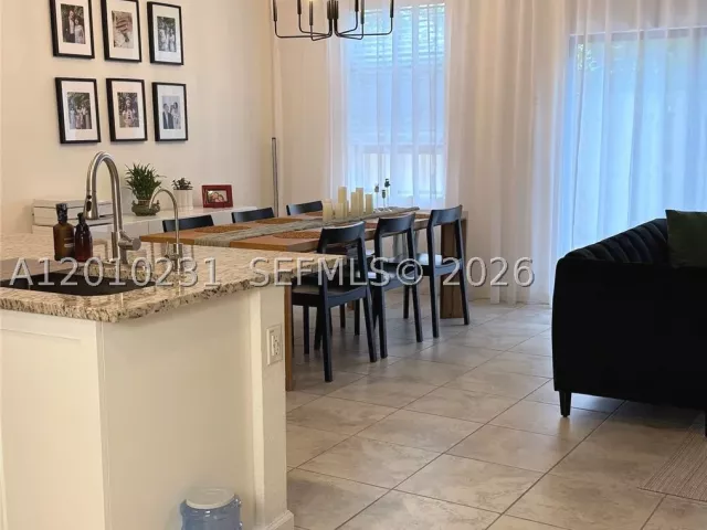 3-bedroom home for rent in Miami - 20761 NE 2nd Ct - MondialRealty