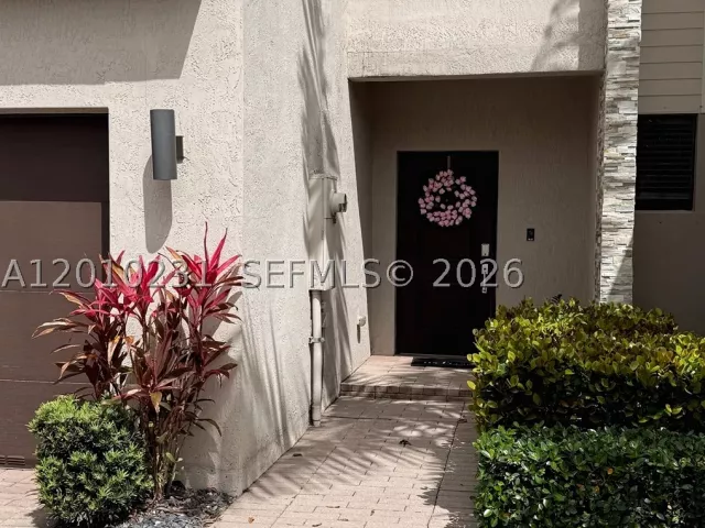 3-bedroom home for rent in Miami - 20761 NE 2nd Ct - MondialRealty