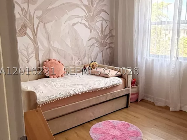 3-bedroom home for rent in Miami - 20761 NE 2nd Ct - MondialRealty